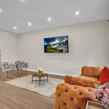 Luxury Niagara 3 Bdr Townhouse /Garage 아파트 외부 사진
