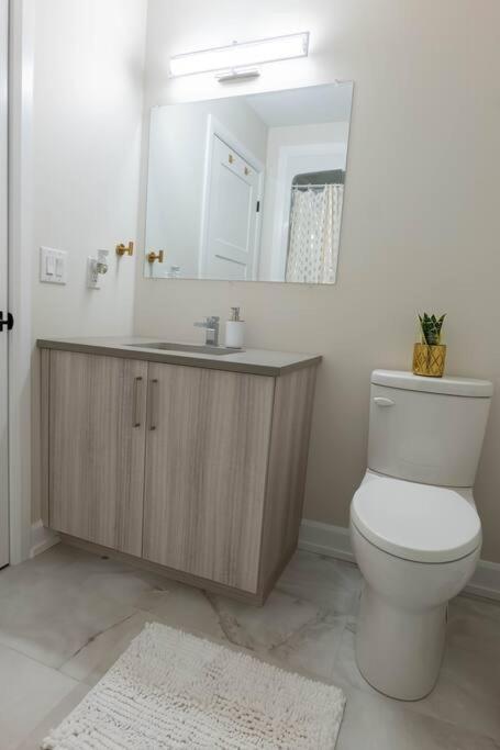 Luxury Niagara 3 Bdr Townhouse /Garage 아파트 외부 사진