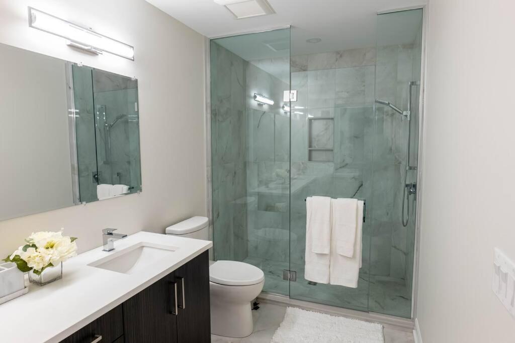 Luxury Niagara 3 Bdr Townhouse /Garage 아파트 외부 사진
