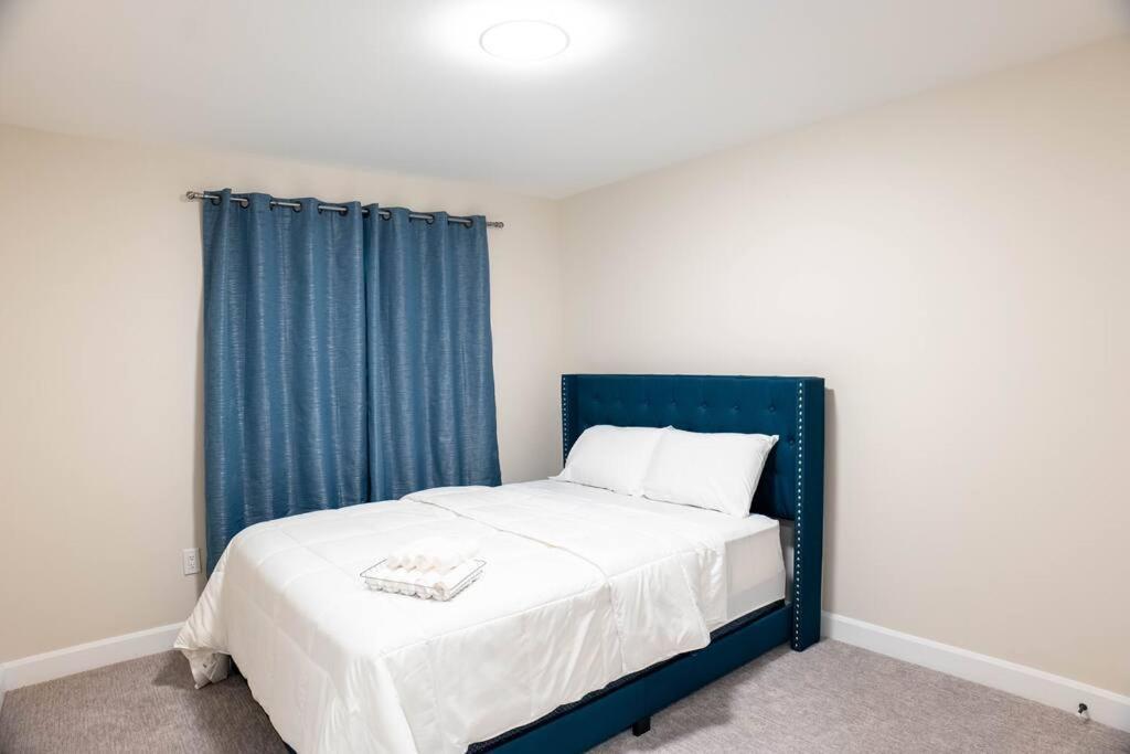 Luxury Niagara 3 Bdr Townhouse /Garage 아파트 외부 사진